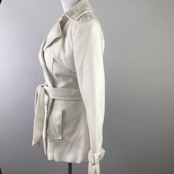 Active Basic Flannel Jacket - Picture 2 of 3